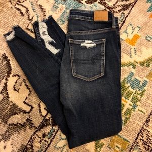 AE super high rise distressed jeggings